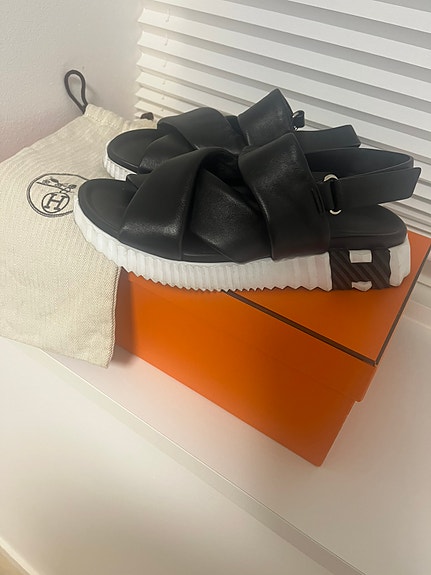 Product image 1 of 7