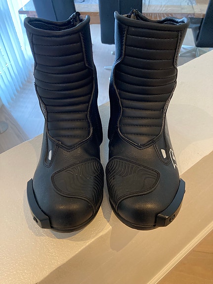 Product image 1 of 4