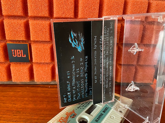 Product image 4 of 4