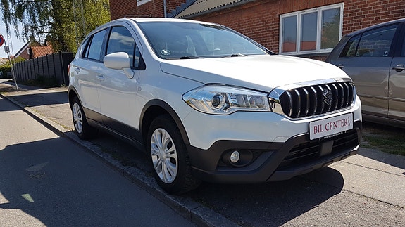 Suzuki S-Cross