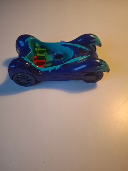Product image 32 of 35