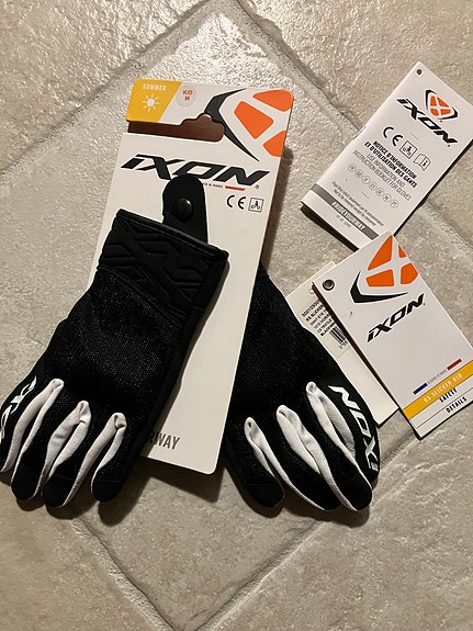 Product image 1 of 7