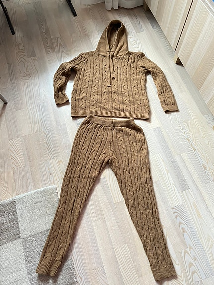 Product image 1 of 5