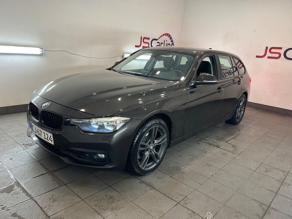 BMW 320i