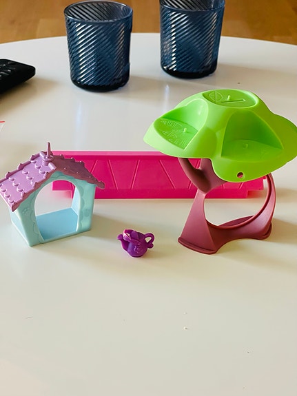 Product image 1 of 5