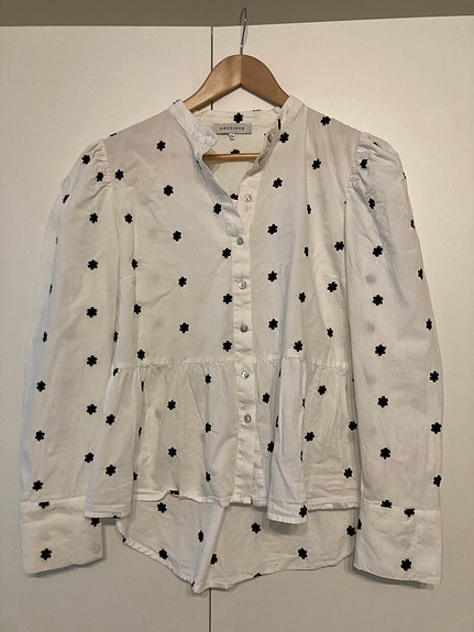 Product image 1 of 9