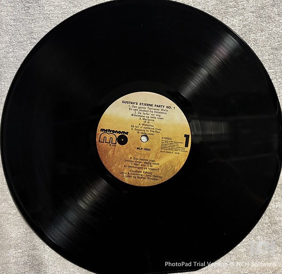 Product image 3 of 3