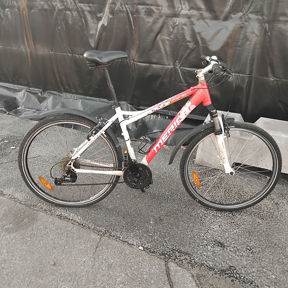 Product image 1 of 5