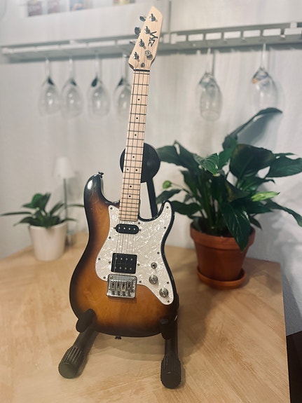 Product image 1 of 5