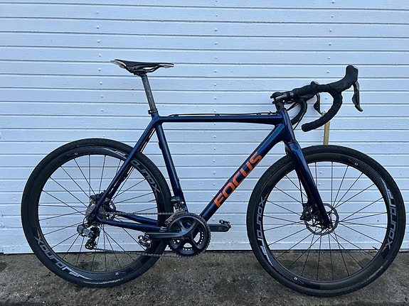 Product image 1 of 8