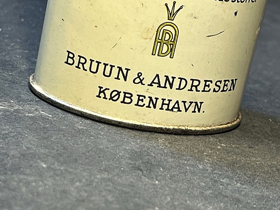 Product image 32 of 34