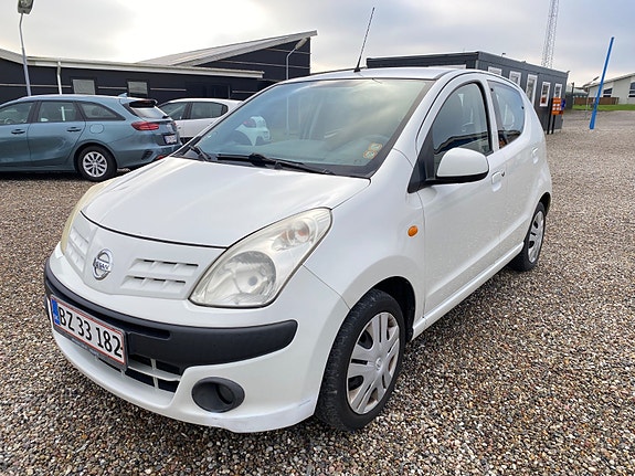 Nissan Pixo