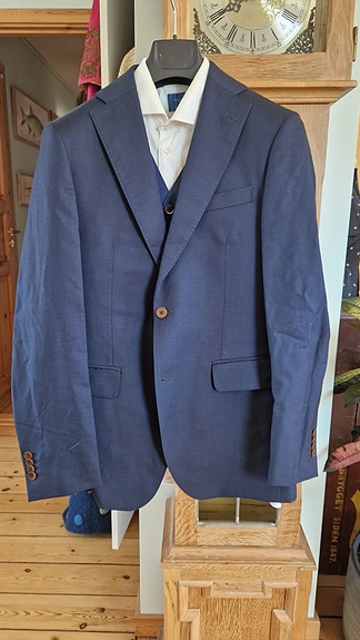 Product image 1 of 9