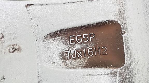 Product image 8 of 9