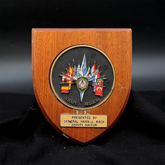 Product image 1 of 7