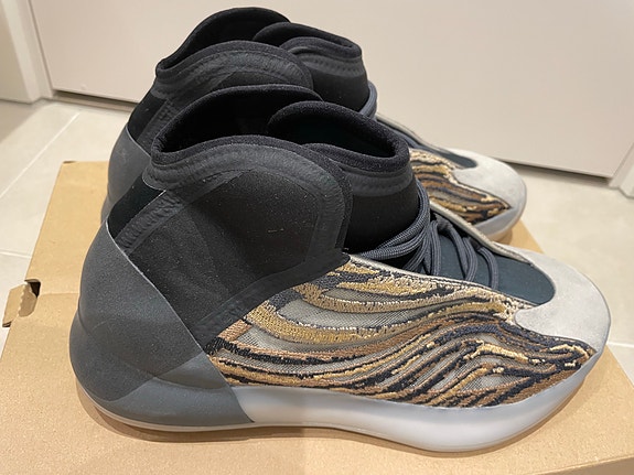 Product image 11 of 12