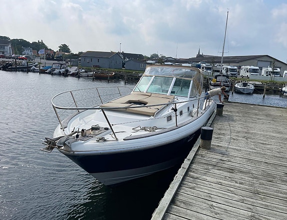 Benneteau Ombrine 1001