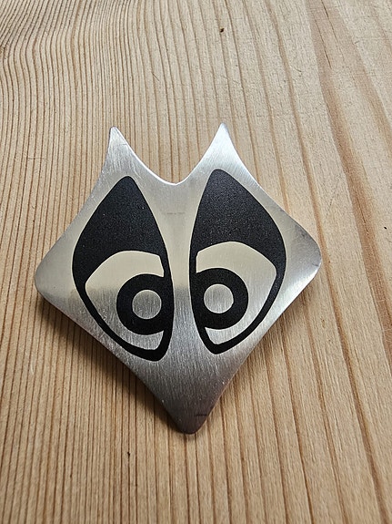 Product image 1 of 3