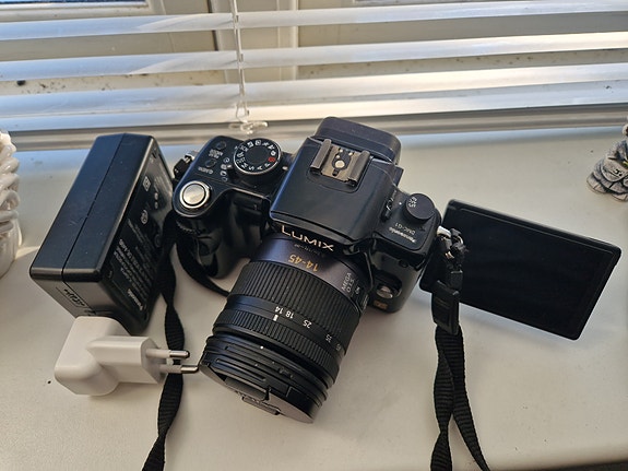 Product image 1 of 5