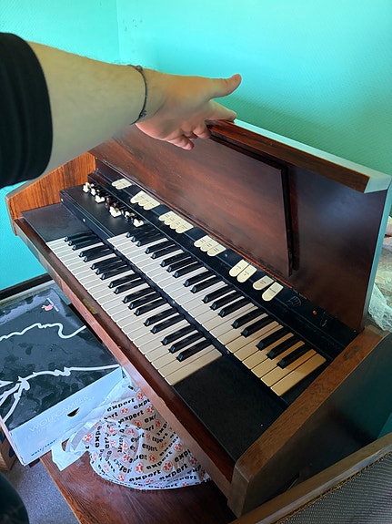 Product image 2 of 2