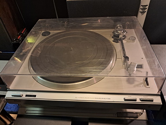 Product image 1 of 3