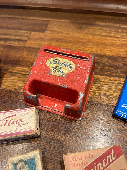 Product image 3 of 9