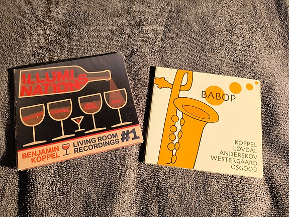 Product image 1 of 2