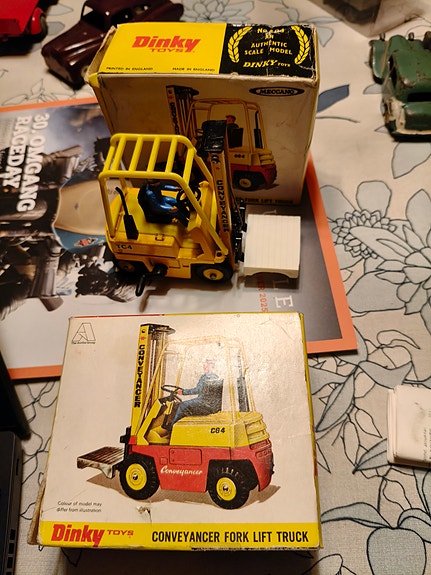 Product image 1 of 2