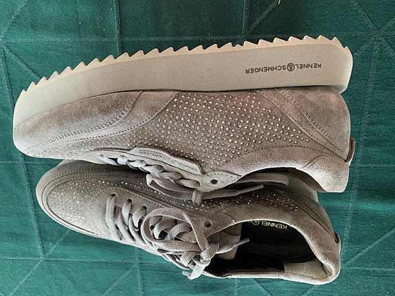 Product image 11 of 16