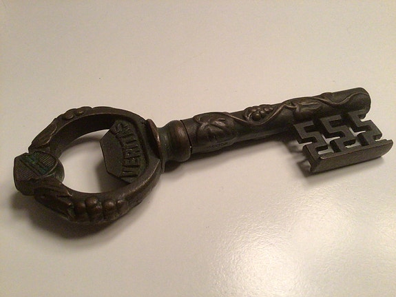 Product image 1 of 7