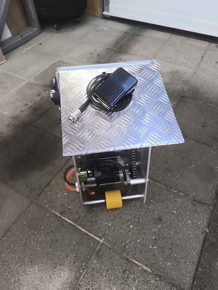 Product image 9 of 10