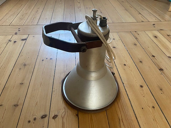 Product image 1 of 5