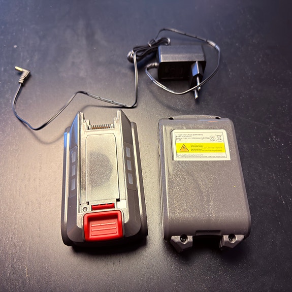 Product image 2 of 4