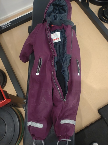 Product image 1 of 2