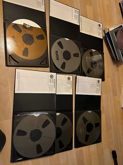 Product image 1 of 3