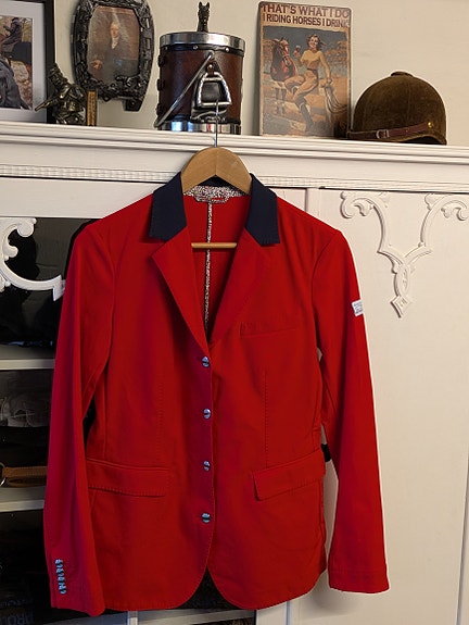 Product image 1 of 4