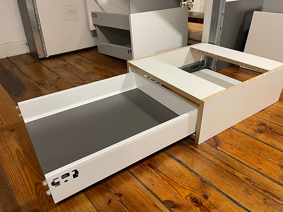 Product image 25 of 37