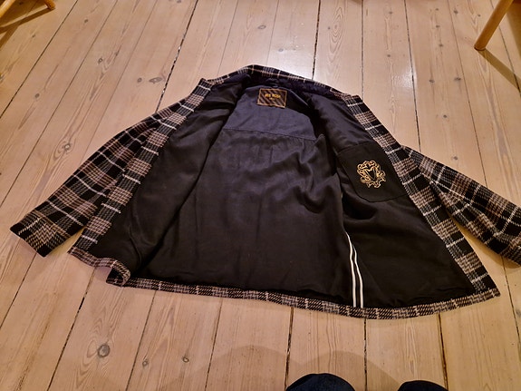 Product image 8 of 9