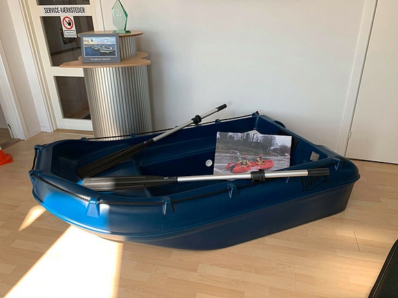 WHALY 210, jolle marine blå