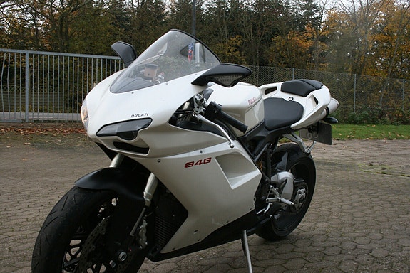 Ducati 848
