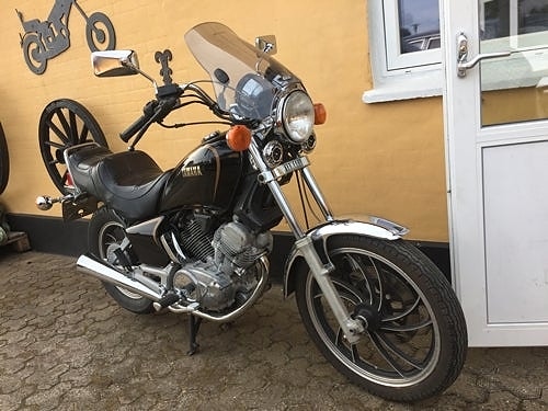 Yamaha XV 500 SE