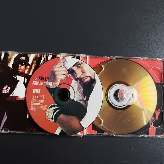 Product image 1 of 3