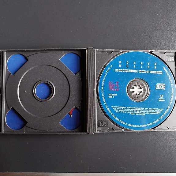 Product image 2 of 4