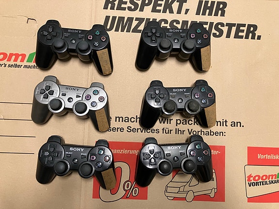 Product image 1 of 3