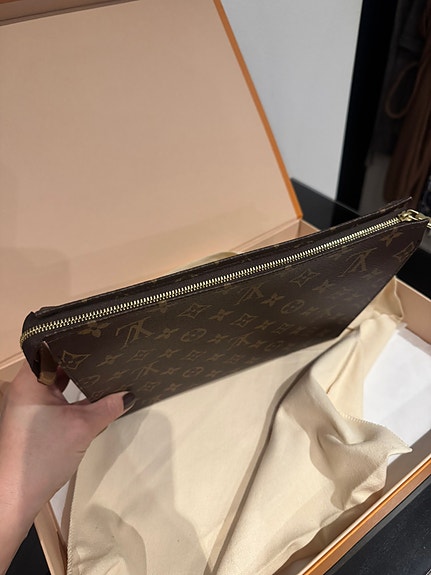 Product image 16 of 26