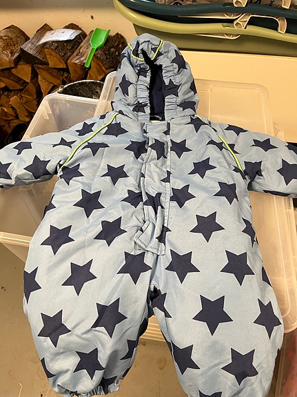 Product image 1 of 2