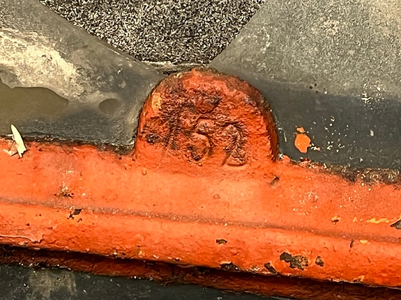 Product image 9 of 10