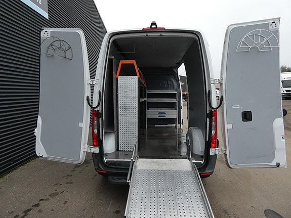 Mercedes Sprinter 214