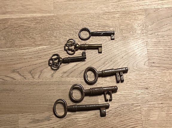 Product image 1 of 10