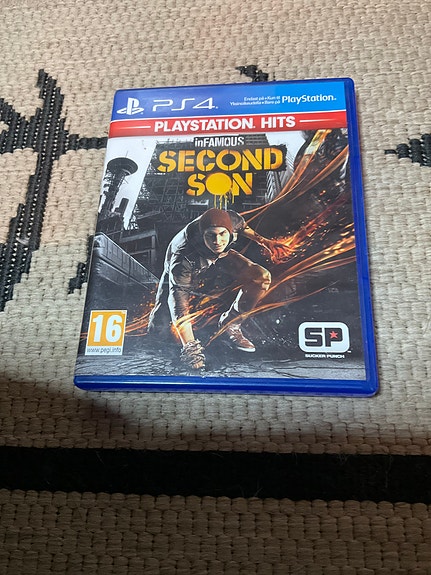 Product image 1 of 3